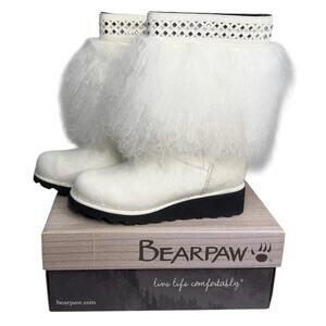 Bearpaw WHITE BOOTS Elise Pull On Booties Women’s 6 Rhinestone Hair Shaggy NIB!